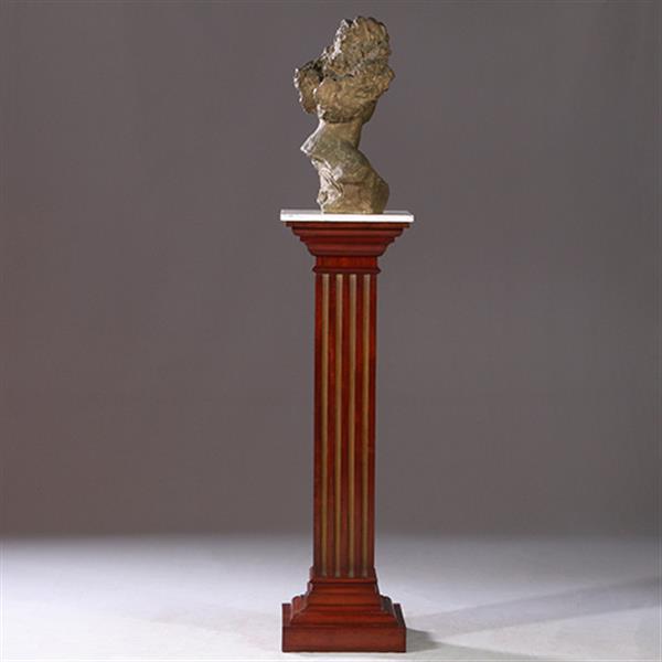Grote foto zeer hoge pedestal of zuil in mahonie met wit warmer goudkleurige cannelures no.922865 antiek en kunst stoelen en banken