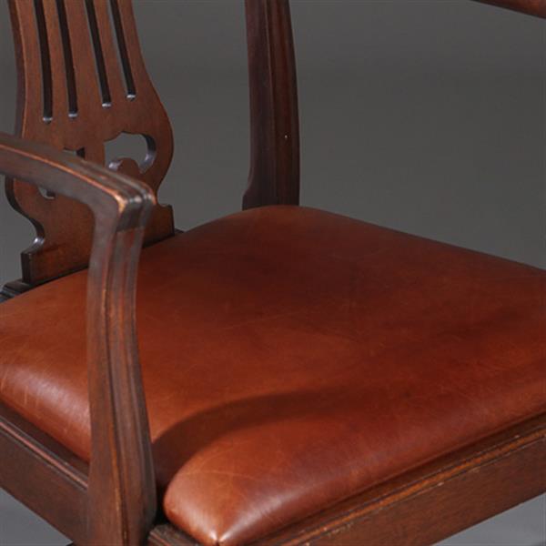 Grote foto stel van 2 armstoelen bureaustoelen met bruin leer ca 1900 georgianstijl no.941835 antiek en kunst stoelen en banken