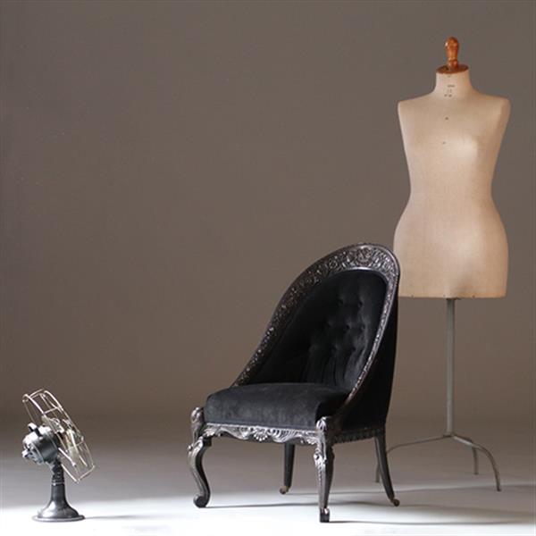 Grote foto koloniale dames zetel massief ebbenhout ca 1800 met zwarte velours en 2 olifanten kopjes no.922860 antiek en kunst stoelen en banken
