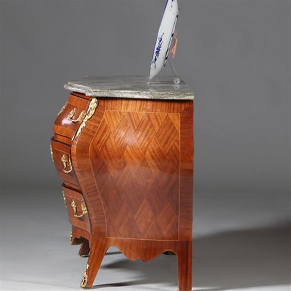 Grote foto gebombeerde commode in rococostijl ca 1920 grijs geaderd marmerblad no.962660 antiek en kunst stoelen en banken