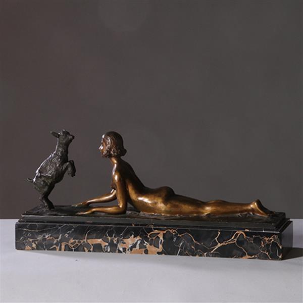Grote foto art deco beeld joseph d aste 1881 1945 jonge vrouw met een bokje brons gepatineerd en verguld no antiek en kunst overige in antiek gebruiksvoorwerpen