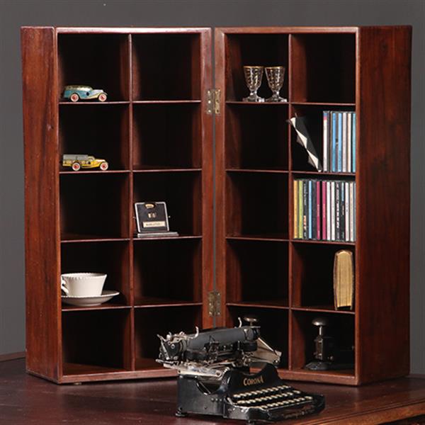 Grote foto uitzonderlijke vakjeskast als desk top organiser of hotel sleutelkast no.952215 antiek en kunst stoelen en banken