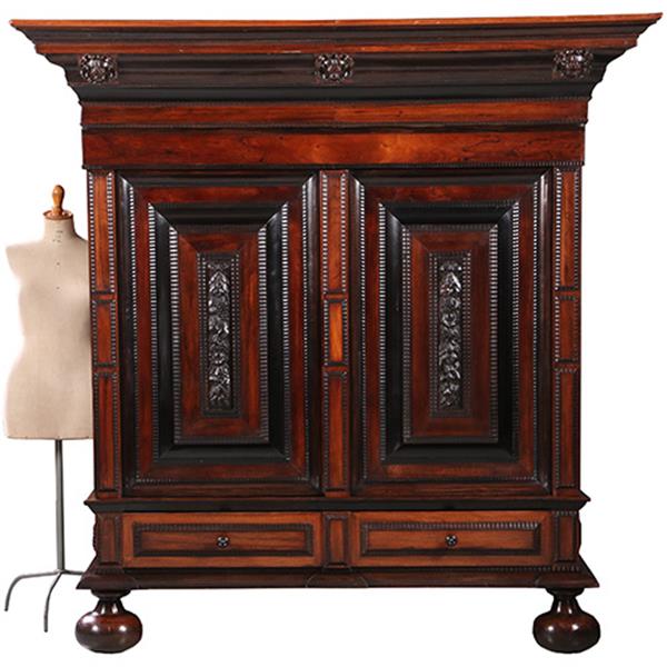 Grote foto palissander tweedeurs pilasterkast ca 1700 met veel ebben inleg no.962630 antiek en kunst stoelen en banken