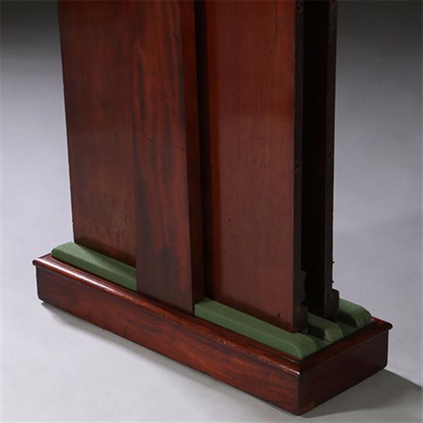 Grote foto doorleefde victoriaanse pull out table met bijbehorende piedestal vormige tafelbladenhouder no.9731 antiek en kunst stoelen en banken