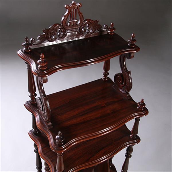 Grote foto uit een muziekkamer massief palissander whatnot etagier ca 1865 met gestoken lier in de kroon antiek en kunst stoelen en banken