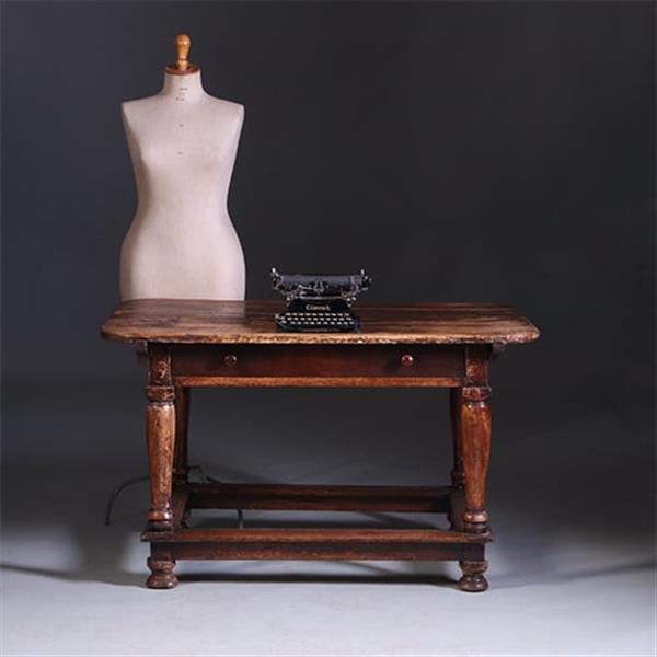 Grote foto doorleefde betaaltafel met brede lade ca 1825 no991405 s antiek en kunst stoelen en banken