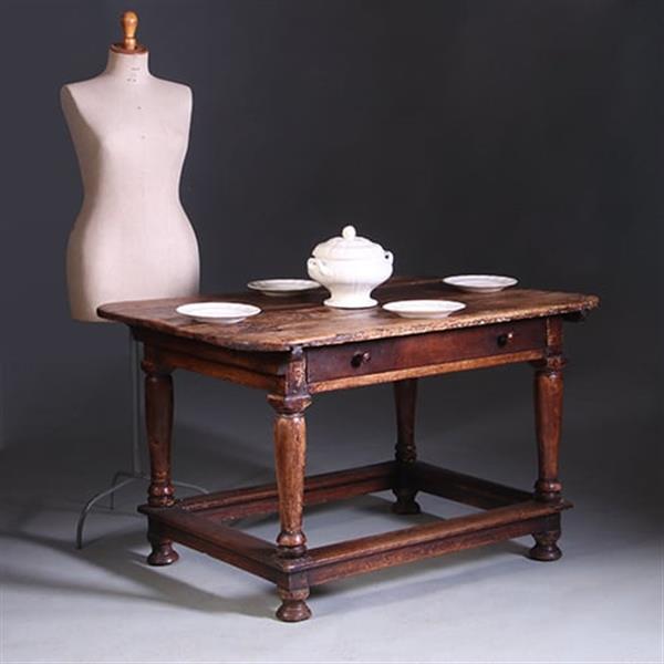 Grote foto doorleefde betaaltafel met brede lade ca 1825 no991405 s antiek en kunst stoelen en banken