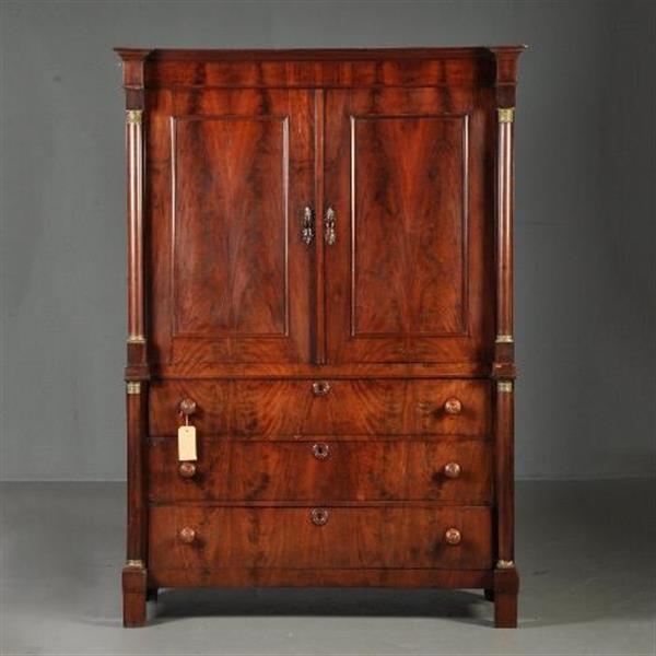 Grote foto antieke kast empire kabinet ca. 1810 met vrijstaande kolommen mahonie no.211001 antiek en kunst stoelen en banken