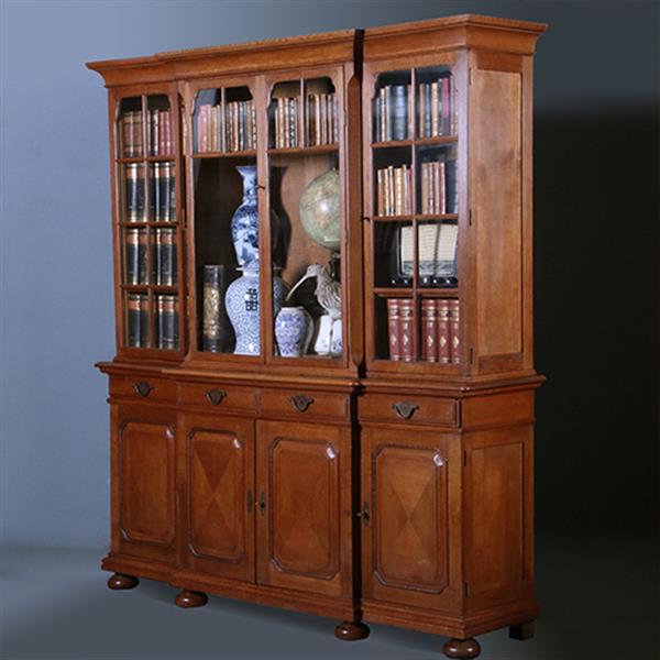 Grote foto hoge boekenkast bibliotheekwand pander ca 1910 met interessante roedeverdeling no.211120 antiek en kunst stoelen en banken