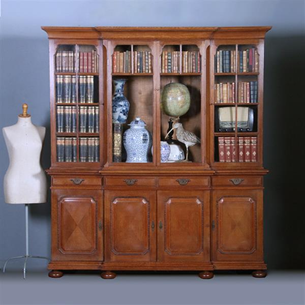 Grote foto hoge boekenkast bibliotheekwand pander ca 1910 met interessante roedeverdeling no.211120 antiek en kunst stoelen en banken