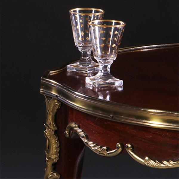 Grote foto franse lampetafel gueridon ca 1900 met geschulpt blad in mahonie met brons no.222155 antiek en kunst stoelen en banken