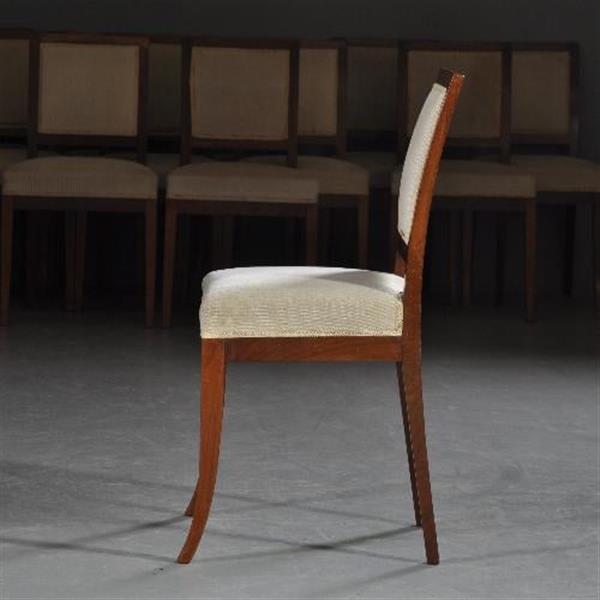 Grote foto antieke stoelen stel van 14 strakke mahonie eetkamerstoelen stoelen ca. 1880 incl bekleding naar w antiek en kunst stoelen en banken