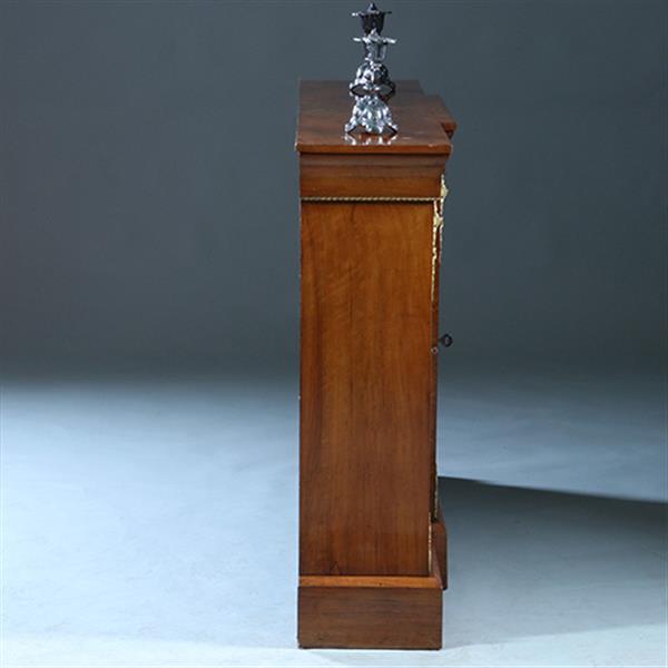 Grote foto credenza vitrine met 3 beglaasde deuren ca 1870 notenhouten fraaie nerf no.230220 antiek en kunst stoelen en banken