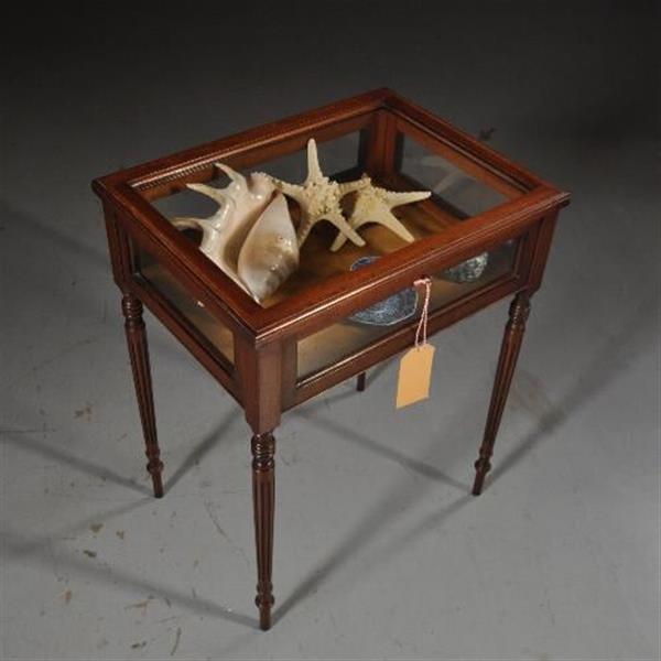Grote foto antieke bijzettafels tafelvitrine in mahonie ca. 1890 met aan 5 kanten glas no.432235 antiek en kunst stoelen en banken
