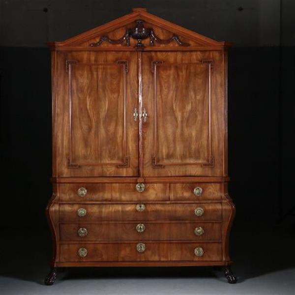Grote foto antieke kast hollands louis seize kabinet ca. 1780 in blond mahonie met 13 laden no.570332 antiek en kunst stoelen en banken