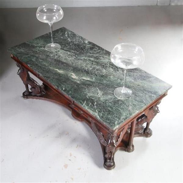 Grote foto antieke tafels kapitale empire stijl bibliotheektafel schrijftafel ca. 1920 met vier gevleugelde antiek en kunst stoelen en banken