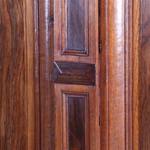 Grote foto antieke kast hollands tafelkastje hollands rariteitenkabinetje begin 18e eeuw in eiken met noten antiek en kunst stoelen en banken