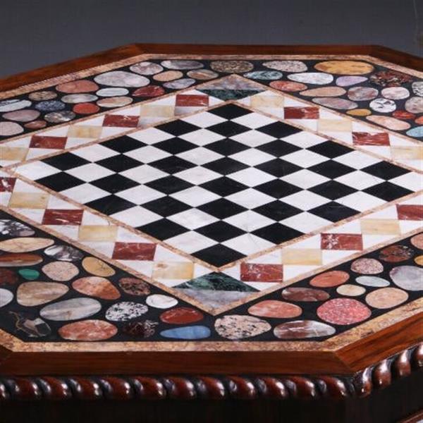 Grote foto antieke tafel schaaktafel centertable ca. 1840 met pietra dura blad op palissander voet no.6408 antiek en kunst stoelen en banken