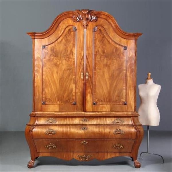 Grote foto antieke kast reusachtig hollands louis seize kabinet ca.1770 in blond bloemmahonie no.670421 antiek en kunst stoelen en banken