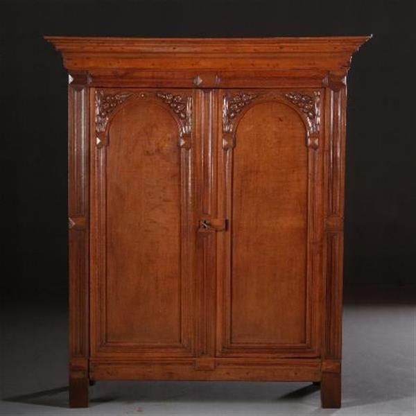Grote foto antieke kast tweedeurs poortkast ca. 1670 hollands of utrechts de zijpanelen ook met poorten. no. antiek en kunst stoelen en banken