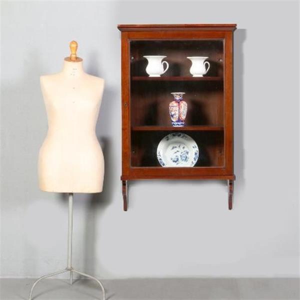 Grote foto wandkastje vitrine met n deur en verstelbare planken ca. 1860 mahonie no.671935 antiek en kunst stoelen en banken