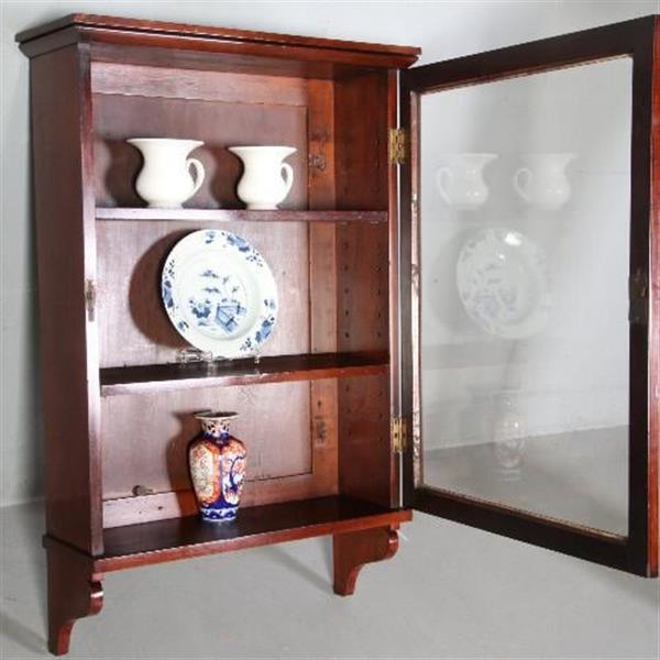 Grote foto wandkastje vitrine met n deur en verstelbare planken ca. 1860 mahonie no.671935 antiek en kunst stoelen en banken
