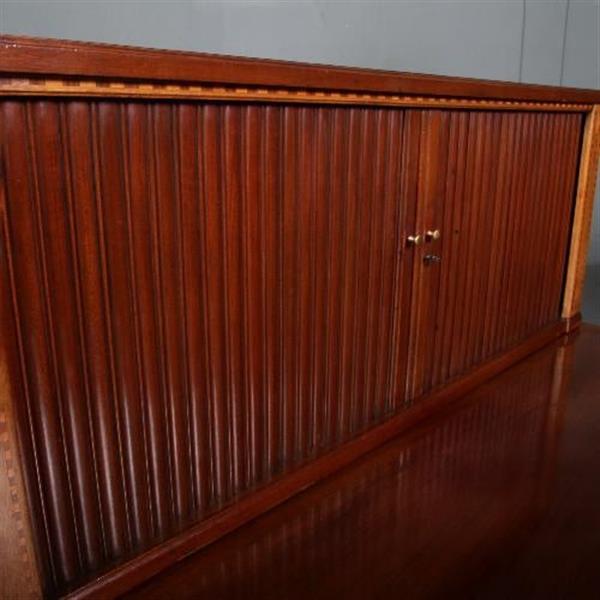 Grote foto antieke mahonie werktafel in louis seize stijl ca. 1890 met 2 grote laden en een opzetkast no.76241 antiek en kunst stoelen en banken