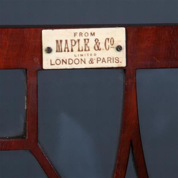 Grote foto antieke kast maple co salonkast vitrinekast ca. 1870 mahonie met inleg no.771751 antiek en kunst stoelen en banken