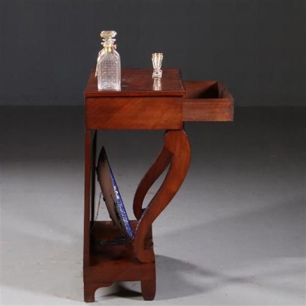 Grote foto antieke wandtafel trumeau ca. 1830 in mahonie met lade op gebogen voorpoten no.780153 antiek en kunst stoelen en banken