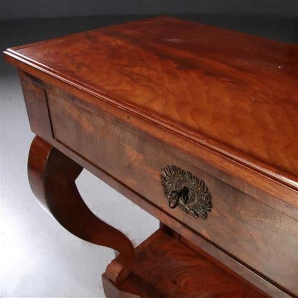 Grote foto antieke wandtafel trumeau ca. 1830 in mahonie met lade op gebogen voorpoten no.780153 antiek en kunst stoelen en banken