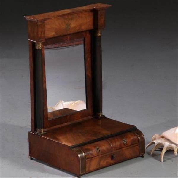 Grote foto antieke spiegels empire kapspiegel ca. 1810 met 3 kleine laden met kantelbare spiegel no.810947 antiek en kunst spiegels