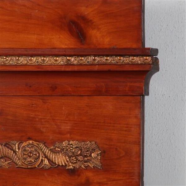 Grote foto antieke spiegel vroeg biedermeier spiegel met dubbele kap en brons beslag 1825 kersenhout no.851 antiek en kunst spiegels