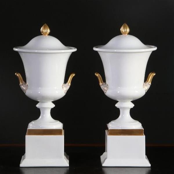 Grote foto antiek varia stel van 2 grote deksel coupes wit porselein met goud rosenthal ca 1910 no.840176 antiek en kunst overige in antiek gebruiksvoorwerpen