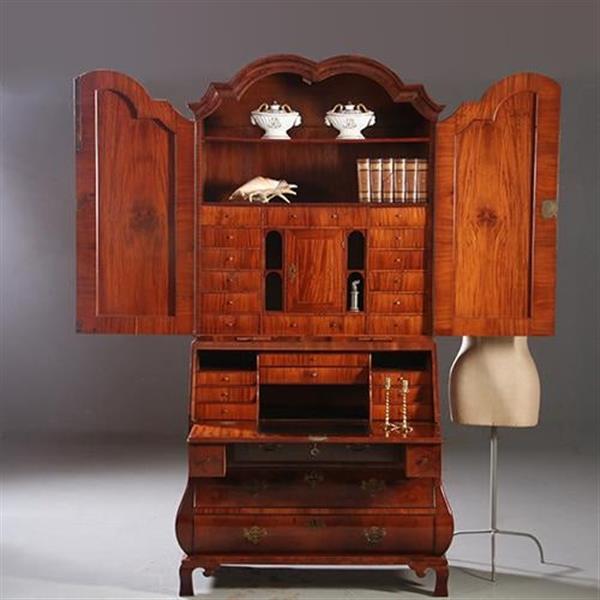 Grote foto antieke kasten haags topbureau of schrijfkabinet ca 1765 mahonie 10 geheime laadjes no.841285 antiek en kunst overige in antiek gebruiksvoorwerpen