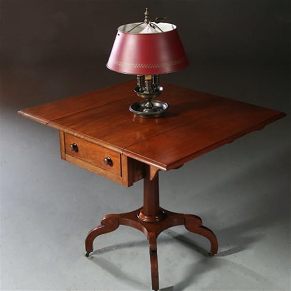 Grote foto antieke bijzettafels engelse victoriaanse pembroke table in mahonie no.871130 antiek en kunst stoelen en banken
