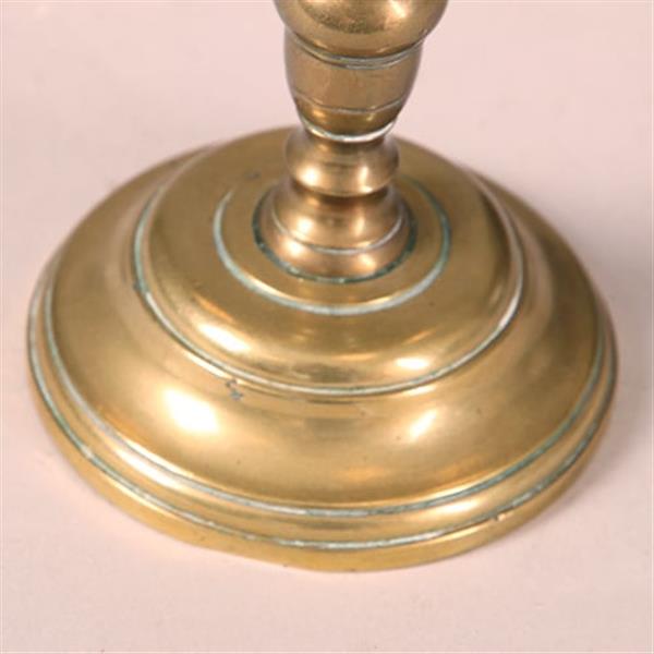 Grote foto antieke kandelaren stel van 2 kleine bronzen candlesticks engeland ca 1800 no.900815.r antiek en kunst overige in antiek gebruiksvoorwerpen