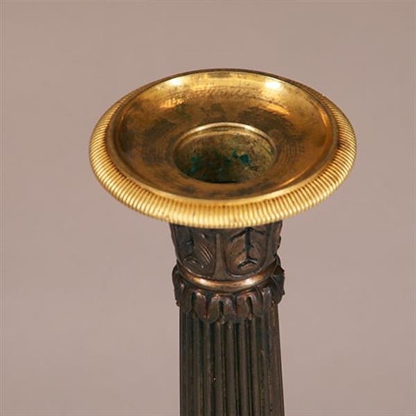 Grote foto antieke kandelaren stel van 2 bronzen deels vergulde kandelaren empire ca 1810 no.900810.g antiek en kunst overige in antiek gebruiksvoorwerpen