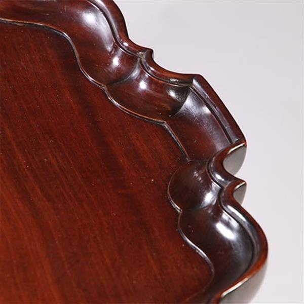 Grote foto antieke bijzettafel wijntafel salontafelhoogte ca. 1870 rond en sterk geschulpt no.792916 antiek en kunst stoelen en banken