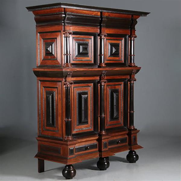 Grote foto zeer monumentale 4 deurskast ca 1680 in palissander en ebbenhout de zijpanelen met volle kussens n antiek en kunst stoelen en banken