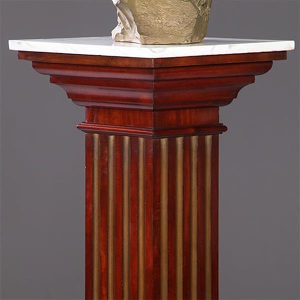 Grote foto zeer hoge pedestal of zuil in mahonie met wit warmer goudkleurige cannelures no.922865 antiek en kunst stoelen en banken