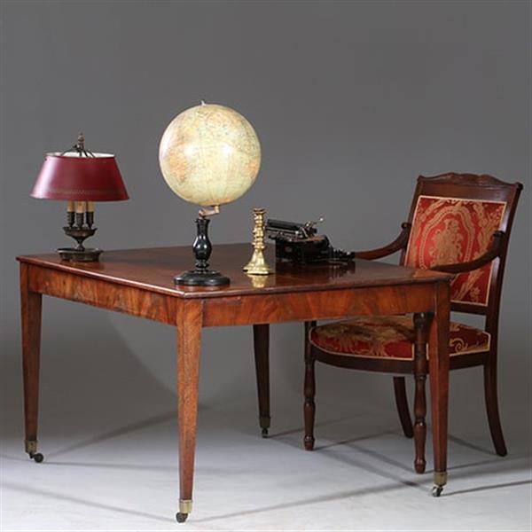 Grote foto louis seize werktafel op strakke tapse poten bloemmahonie randen ca 1800 no.932635 antiek en kunst stoelen en banken
