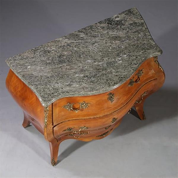 Grote foto zeer fraai gebombeerde commode met rijk inlegwerk ca 1920 rococo stijl no.941815 antiek en kunst stoelen en banken