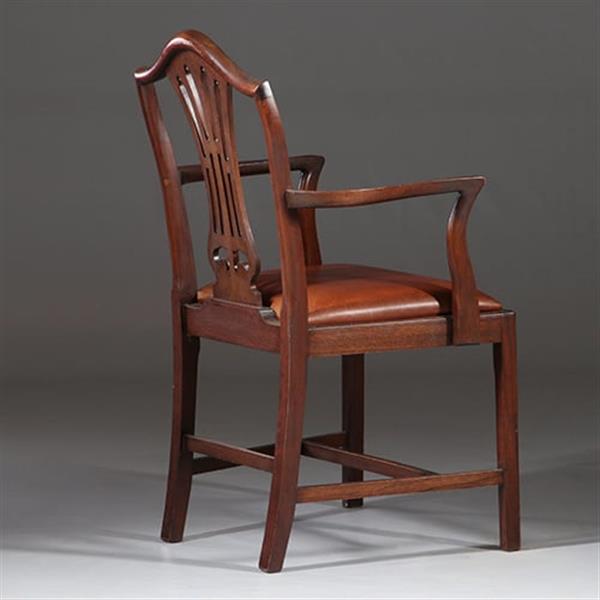 Grote foto stel van 2 armstoelen bureaustoelen met bruin leer ca 1900 georgianstijl no.941835 antiek en kunst stoelen en banken
