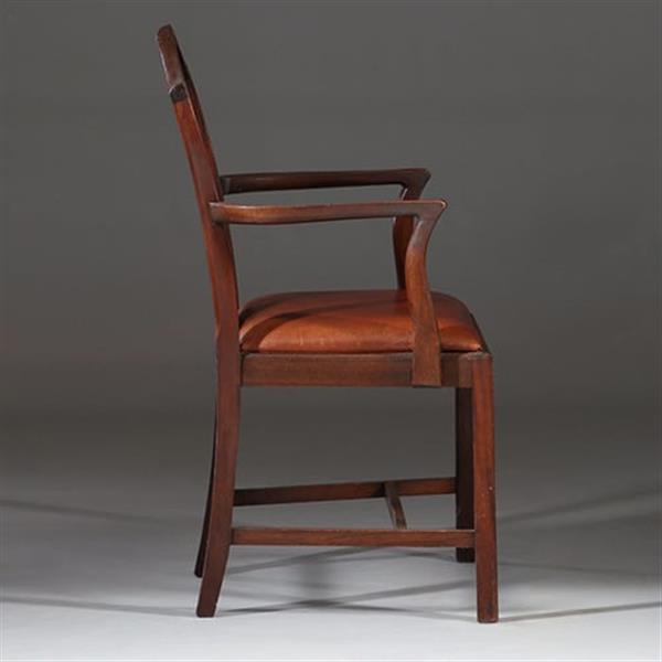 Grote foto stel van 2 armstoelen bureaustoelen met bruin leer ca 1900 georgianstijl no.941835 antiek en kunst stoelen en banken