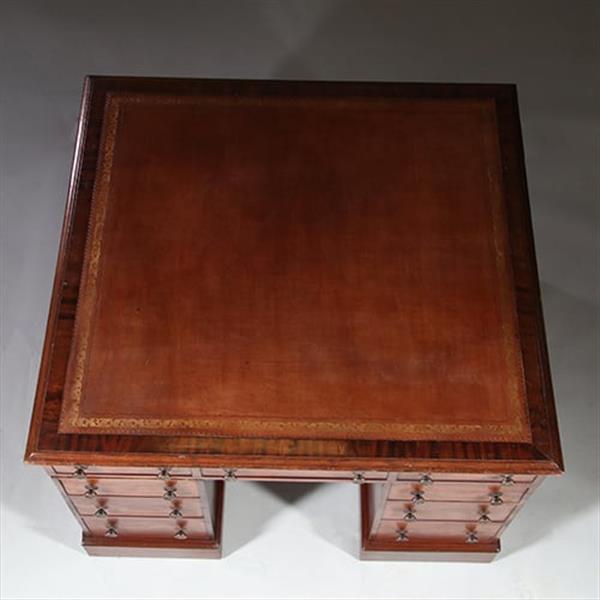 Grote foto zeer klein semipartner desk bibliotheektafel of centertable ca 1870 mahonie no.960425 antiek en kunst stoelen en banken
