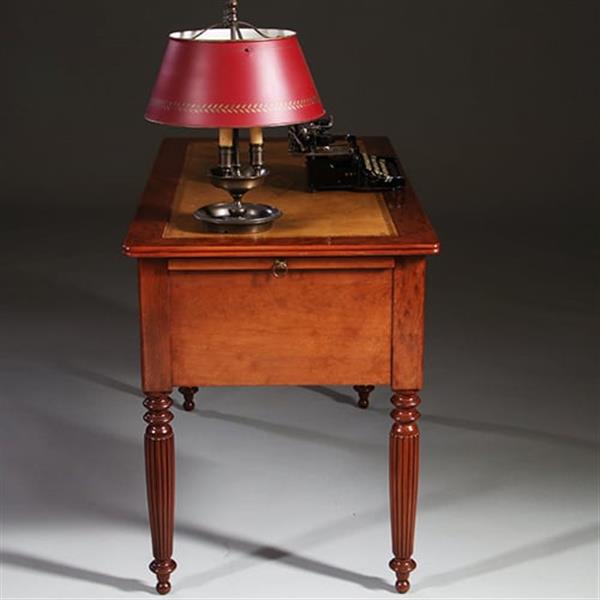 Grote foto franse schrijftafel in acajou mouchet of plum pudding mahonie ca 1830 met groen leer no.960450 antiek en kunst stoelen en banken