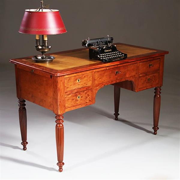 Grote foto franse schrijftafel in acajou mouchet of plum pudding mahonie ca 1830 met groen leer no.960450 antiek en kunst stoelen en banken