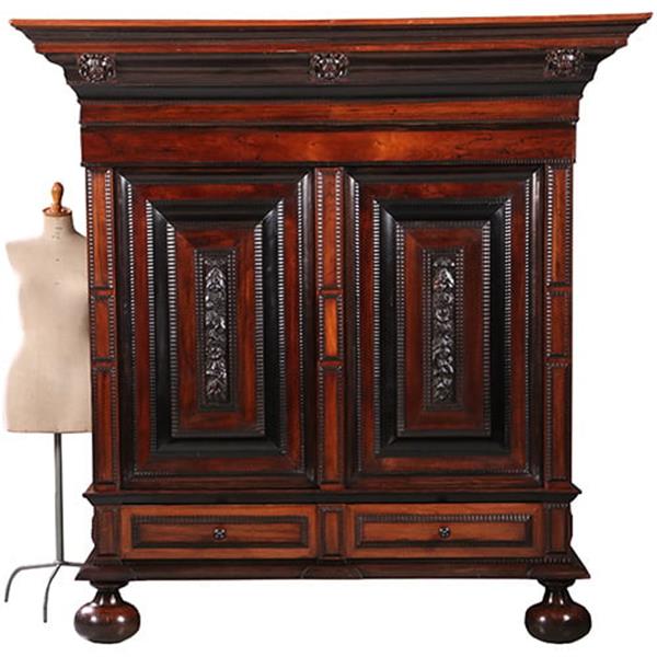 Grote foto palissander tweedeurs pilasterkast ca 1700 met veel ebben inleg no.962630 antiek en kunst stoelen en banken