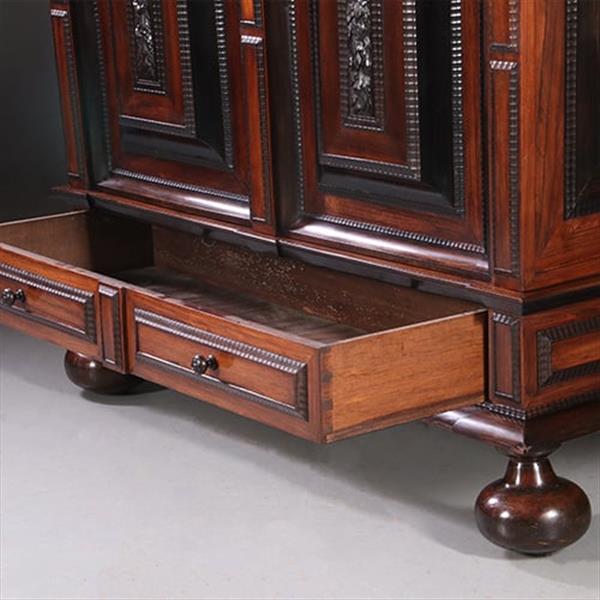 Grote foto palissander tweedeurs pilasterkast ca 1700 met veel ebben inleg no.962630 antiek en kunst stoelen en banken