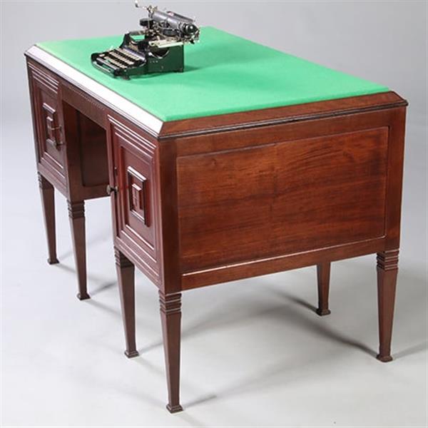 Grote foto art deco bureau schrijftafel in mahonie met groen schrijfblad ca 1915 laden achter deurtjes no.9626 antiek en kunst overige in antiek gebruiksvoorwerpen